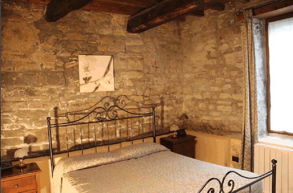 Agriturismo Badia Di Susinana Villa ปาลาซซูโอโล ซุล เซนิโอ ห้อง รูปภาพ
